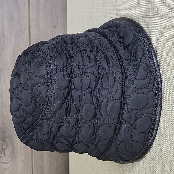 Women's Coach Black Signature Quilted Bucket Hat Small - Picture 3 of 9